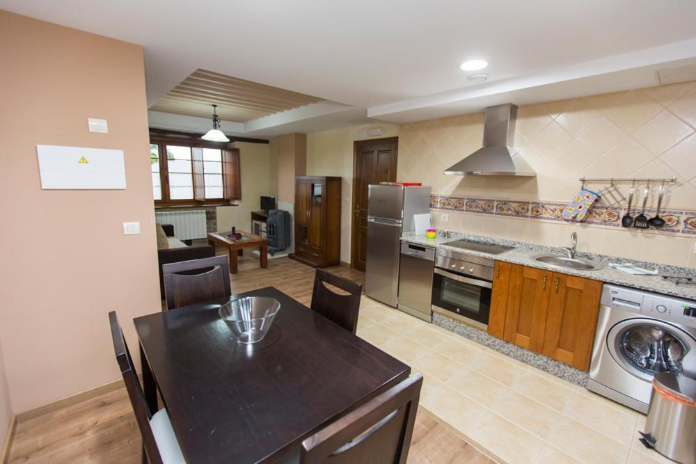 Apartamentos Casa Mateo Navia Ngoại thất bức ảnh